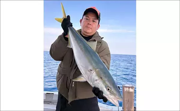 「【沖のルアー釣果速報】ジギングで75cmヒラメ手中！玄界灘のルアー釣りが熱い（福岡）」の画像