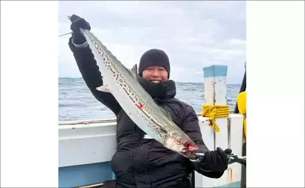 「【沖のルアー釣果速報】ジギングで75cmヒラメ手中！玄界灘のルアー釣りが熱い（福岡）」の画像