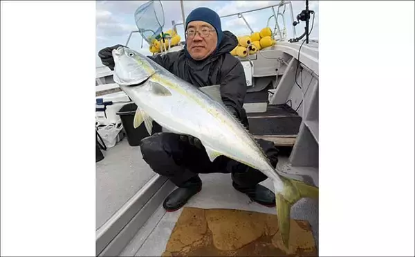 「【沖のルアー釣果速報】ジギングで75cmヒラメ手中！玄界灘のルアー釣りが熱い（福岡）」の画像