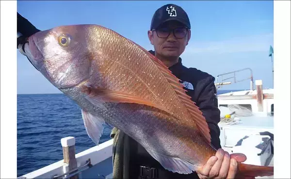 「【沖のルアー釣果速報】ジギングで75cmヒラメ手中！玄界灘のルアー釣りが熱い（福岡）」の画像