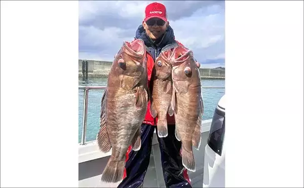 「【沖釣り釣果速報】キャスティングゲームで良型サワラをゲット！（三重）」の画像