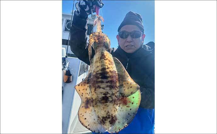 【沖釣り釣果速報】キャスティングゲームで良型サワラをゲット！（三重）