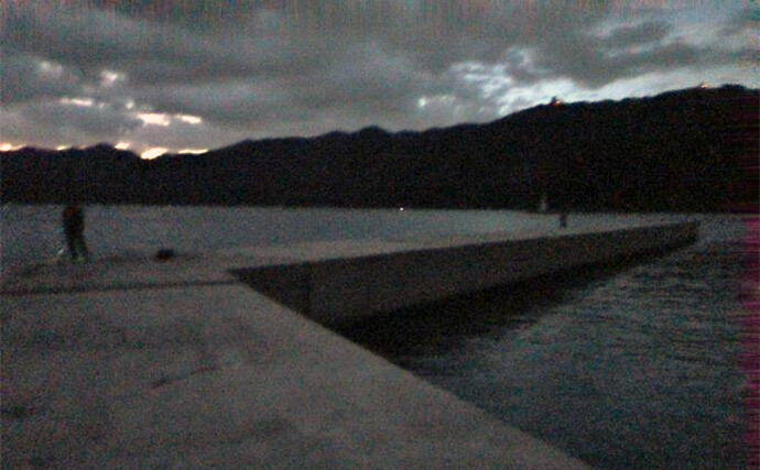 堤防エギングでアオリイカ3杯キャッチ成功【山陰】手前のブレイクで連続ヒット