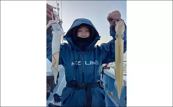 「関東エリアの【船釣り特選釣果】ヤリイカ本格化　多点掛け連発で船中トップ48匹」の画像