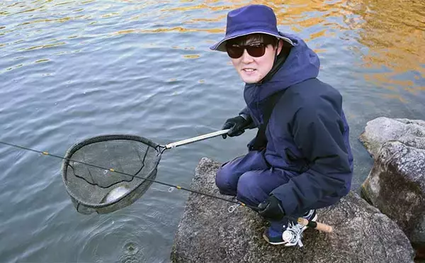 「管理釣り場ルアー釣行でニジマス連発【愛知・戸神の池】大自然の中で堪能」の画像