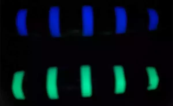 「フィッシングショー大阪でShaut!のブースに潜入　新しいジグカラー「パープルグロー」とは」の画像