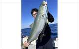 「「ズドンと青物襲来！」若狭湾ジギング船で良型ブリ・ヒラマサを好捕【福井】」の画像3