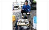 「東京湾の午前LTアジ船で30cm頭に釣る人75尾【荒川屋】潮動くと入れ食いに」の画像10