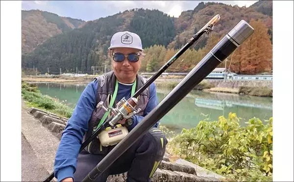 「ボイリーエサで80cmコイを釣りあげる【長良川】ノベザオで豪快なファイトを堪能」の画像