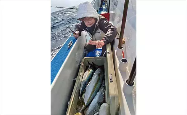 「【沖釣り釣果速報】抱えきれない21kgアラ！玄界灘の落とし込み釣りで衝撃の一尾（福岡）」の画像