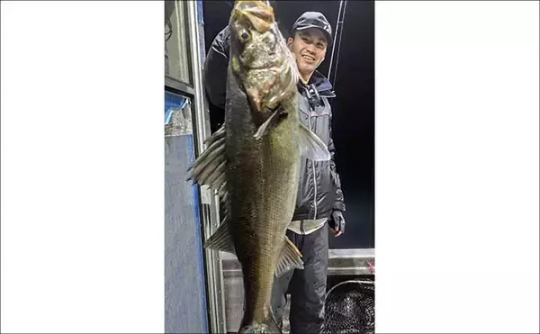 「ジギングで希少なサクラマスが登場！ワラサも連発【沖釣りピックアップ4選・北陸】」の画像