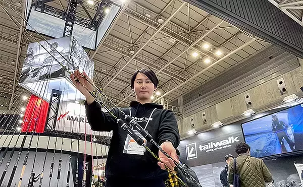 「釣りフェス2024『テイルウォーク』ブースを取材　過去最大規模の展示の中で最注目はスプールが交換できるリール」の画像
