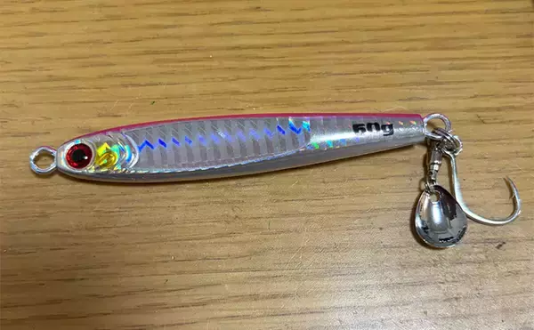 「「スピンテールジグ」ってどんなルアー？　特徴と基本的な使い方を解説」の画像