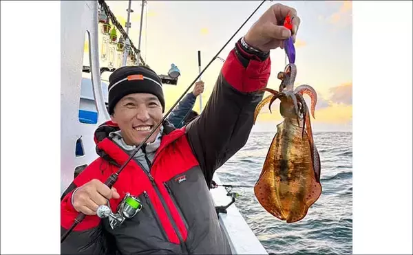 「【沖釣り釣果速報】茱崎沖の中深海釣りでマダラ好食い！肉厚良型が続々浮上（北陸）」の画像
