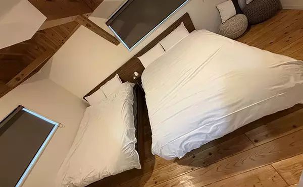 「「コノシロが掬い放題の宿？」海まで徒歩0分のゲストハウス『HASHINSHITA』に泊まってみた」の画像