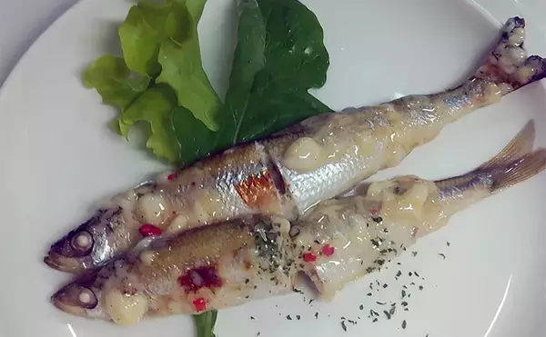 釣魚で作る「保存可能なおつまみ」レシピ：ワカサギのグリエ　食べる前にレンジでチン