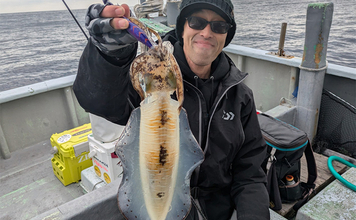 自作の餌木でティップランエギングに挑戦【三重】3時間船中アタリ無しの結果は果たして