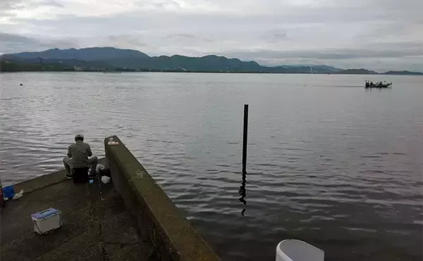 「長浜港で美味な「小アユ」連発！【滋賀・琵琶湖】名人の助言でリベンジ成功」の画像