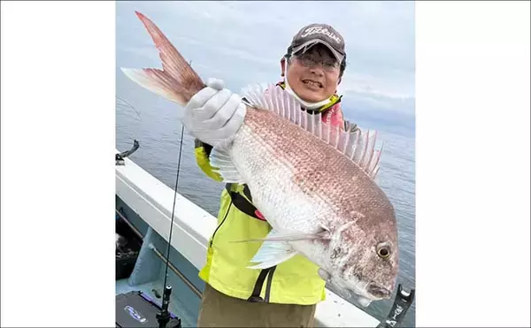「キャスティング初挑戦で10kgヒラマサ！ ジギングにもヒット【沖のルアー釣果速報８選・福岡】」の画像
