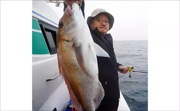 「キャスティング初挑戦で10kgヒラマサ！ ジギングにもヒット【沖のルアー釣果速報８選・福岡】」の画像