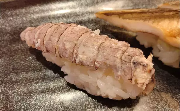 「江戸前寿司の看板ネタ「シャコ」は死ぬと身が溶けて消えるって本当？」の画像