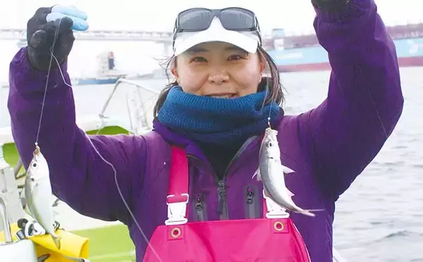 「東京湾LTアジ釣りでトップ89尾【横浜・黒川本家】半日船でクーラー満タンに」の画像