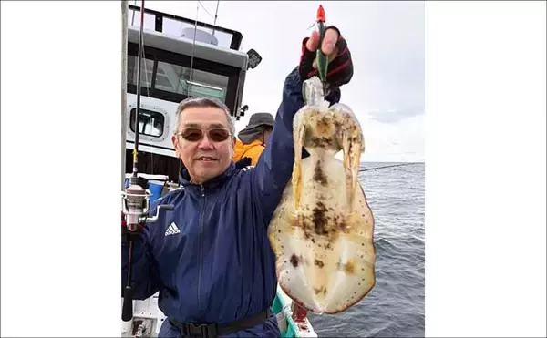 「【沖のルアー釣果速報】鳥羽沖キャスティングで船中サワラ15匹！イナダも連発の青物祭り（三重）」の画像