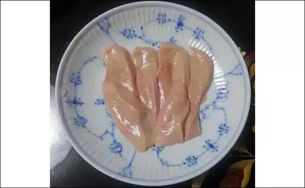 「レバ刺しはエイの肝で代替できる？　動物の「高リスク料理」は魚介類に置き換えればOK」の画像