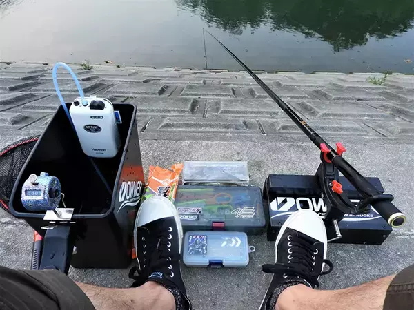 「身近な河川で気軽に入門　4,000円以下で購入できる『淡水エサ釣り』竿」の画像