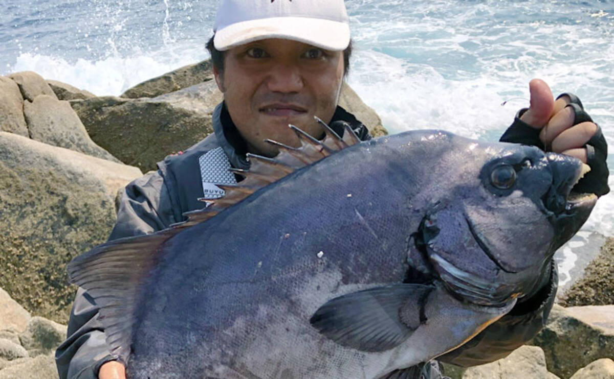 磯での『石物釣り』で63cm本命イシダイの強引堪能【鹿児島・内之浦 