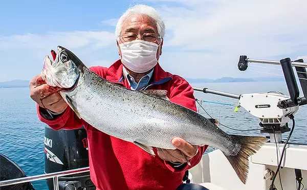 「【琵琶湖2020】『ビワマス』レイクトローリング初心者入門　手ぶらでOK」の画像