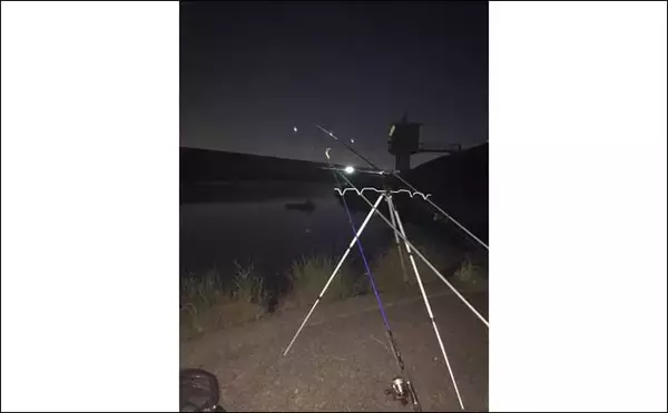 「ぶっこみ釣りで60cm頭にウナギ3尾　エサは「天然ドバミミズ」が最強？」の画像