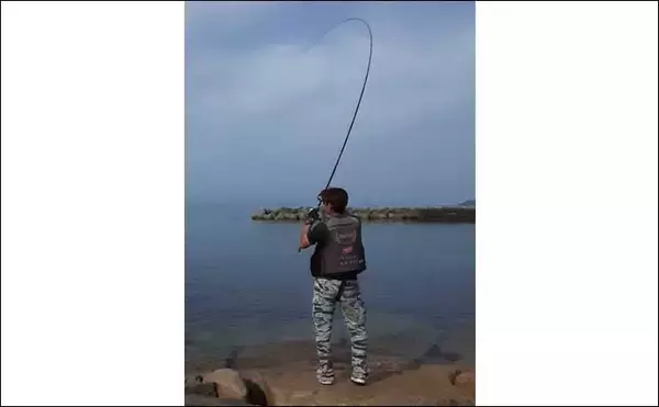 「フカセ釣りで年無し含む良型チヌ連発　予想外のマダイも浮上【淡路島】」の画像