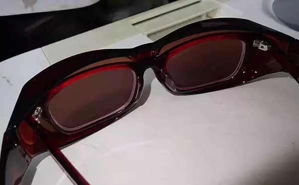 「釣りに『偏光サングラス』が必要な理由　ギラ付き防止だけじゃない？」の画像