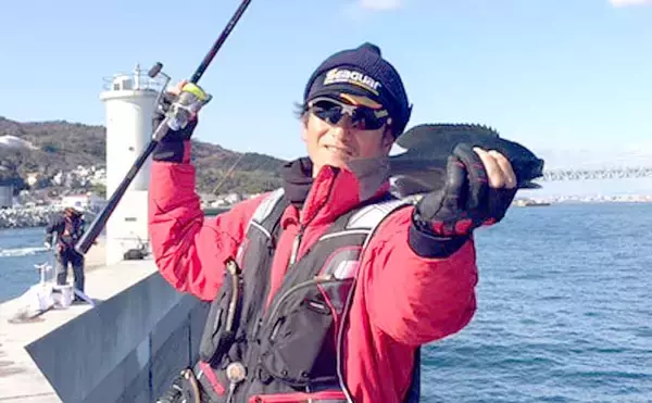 秋の波止グレ釣りを『2段ウキ』仕掛けで攻略　有効な場面や使い方を解説