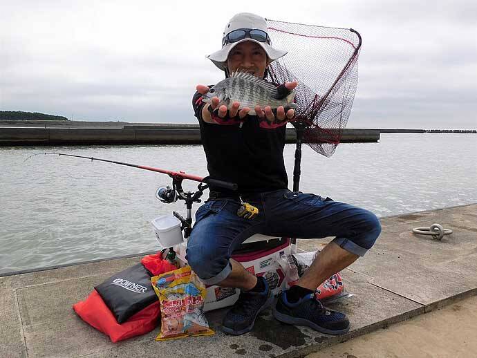 年ぶりに堤防釣りに挑戦 フカセ釣りで良型チヌ手中 相模川河口 年9月24日 エキサイトニュース 3 4