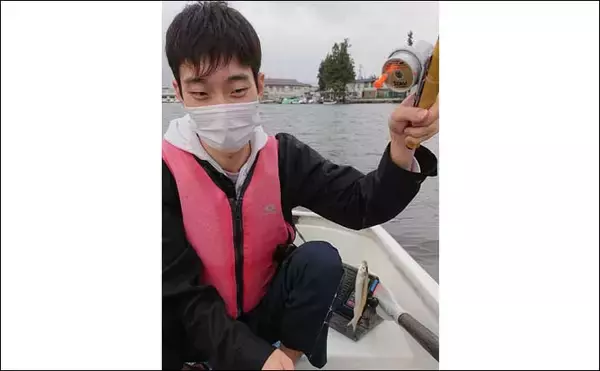 「ボートワカサギ釣りで110匹　サビキとエサどちらが釣れる？【木崎湖】」の画像