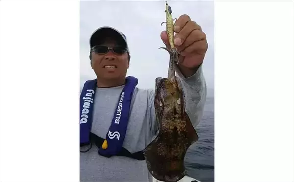 「ボートエギングで覚えておきたい基本の「シャクリ」パターン3選」の画像