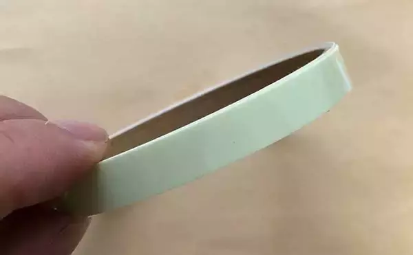 「タチウオ向け『蓄光』カスタムのススメ　夜光ルアー購入前にお試しあれ」の画像