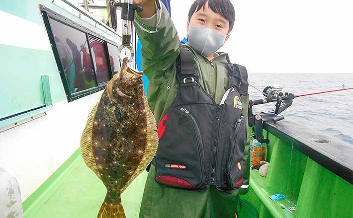 外房ヒラメ釣りで3 8kg頭に9尾 今後は大型に期待大 増栄丸 年10月11日 エキサイトニュース