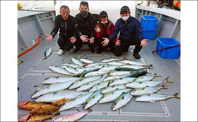 福岡 響灘 落とし込み釣り最新釣果 連日クーラー満タンと絶好調 年11月17日 エキサイトニュース 2 3 福岡 響灘 落とし込み釣り最新釣果 連日クーラー満タンと絶好調 年11月17日 エキサイトニュース 2 3