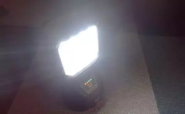 「ご当地釣法紹介：「投光器」使った岸壁での『垂らし釣り』【清水港】」の画像