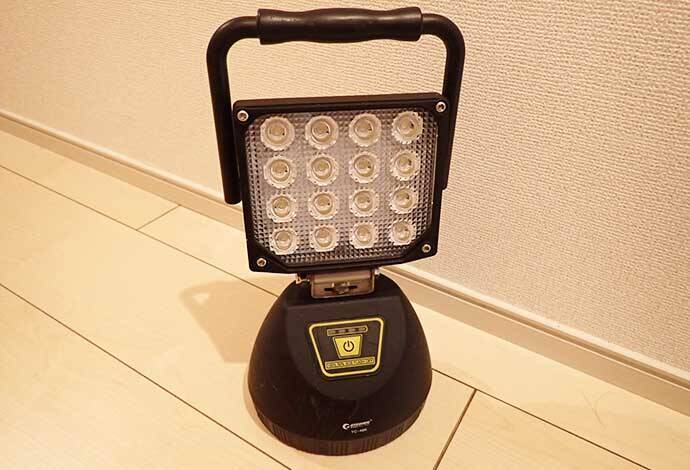 ご当地釣法紹介：「投光器」使った岸壁での『垂らし釣り』【清水港】