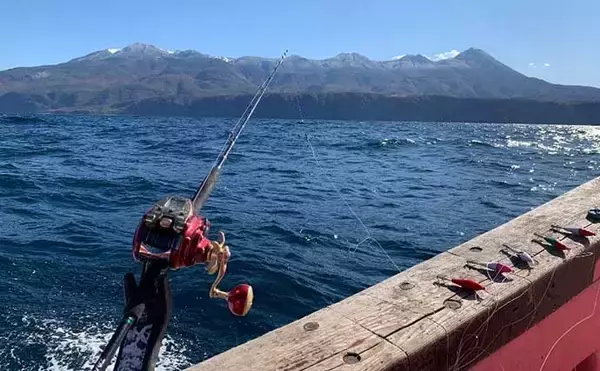 「世界遺産『知床』を釣る：秋～冬のオススメ釣り物紹介　シケ時は温泉へ」の画像