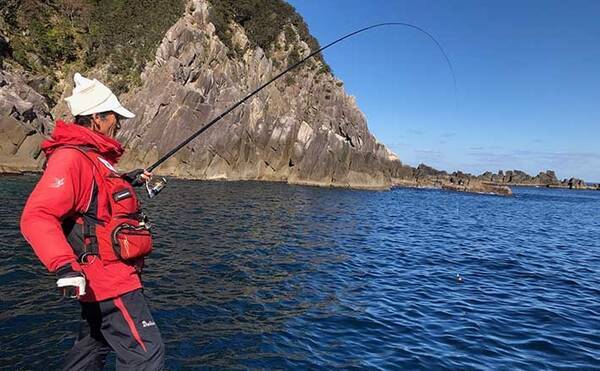 磯フカセ 釣りステップアップ解説 大型グレ をバラさず取り込む 年12月30日 エキサイトニュース