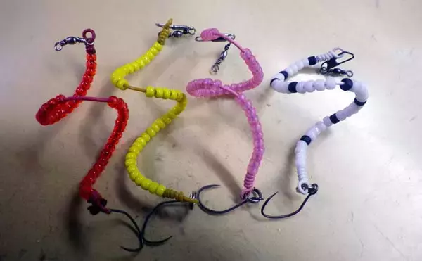 「【東海2021】冬は「エリアトラウト」入門好機　フックはこまめに交換を」の画像