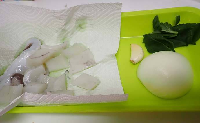 【釣果レシピ】コウイカの「イカスミパスタ」　持ち帰り方にはご注意を