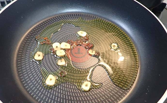 【釣果レシピ】コウイカの「イカスミパスタ」　持ち帰り方にはご注意を