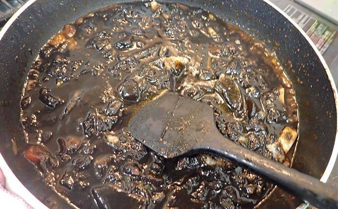 【釣果レシピ】コウイカの「イカスミパスタ」　持ち帰り方にはご注意を