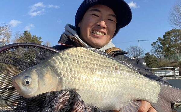 ヘラブナ釣り初心者入門 厳寒期をチョウチン固形セットで攻略 第14回 21年2月26日 エキサイトニュース